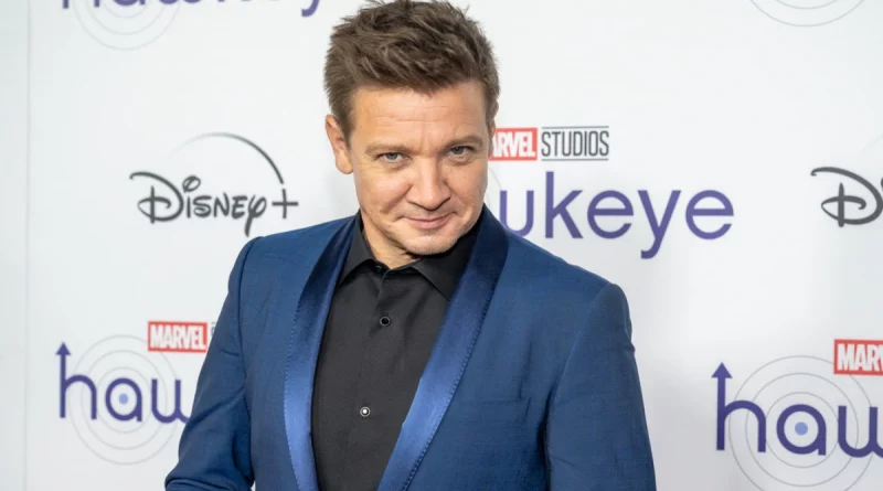 actor, jeremy renner, estado crítico, accidente, nieve, viral