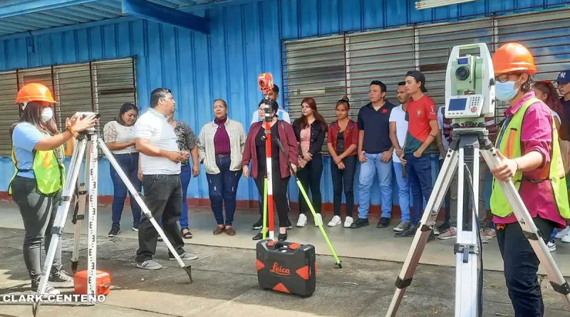 centro tecnologico, simon bolivar, carreras tecnologicas,