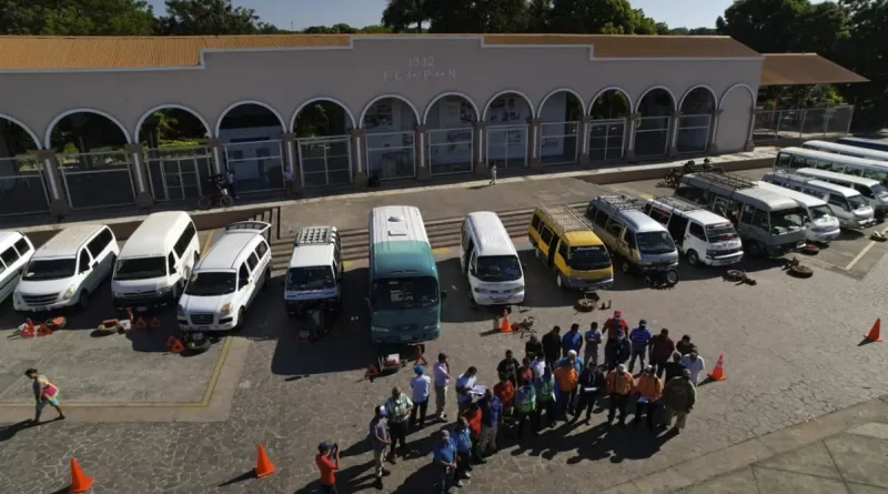 masaya, transporte escolar, policia, policia nicaragua, inspeccion mecanica