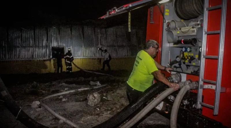 incendio, nueva segovia, tabacalera, bomberos