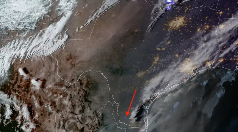 bola, fuego, explota, cerca, Tierra, viajó, romperse, fragmento, cae, Texas,