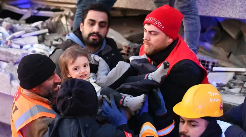 terremoto, siria, niñas, rescate, terremoto