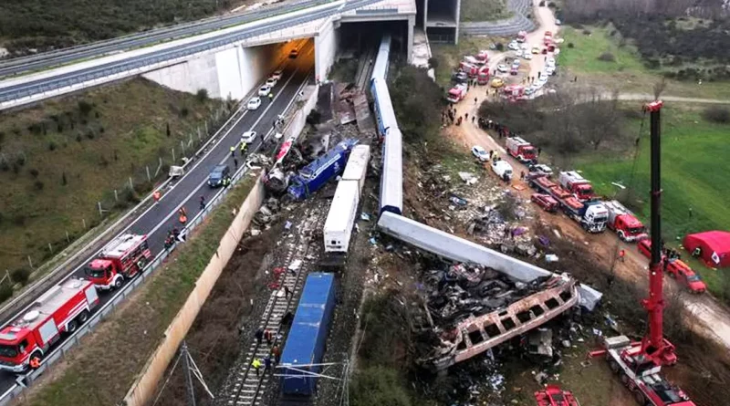 tragedia, grecia, choque, tren, muertos, heridos