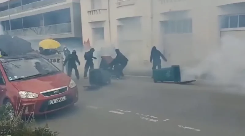 Internacional, protestas, Paris