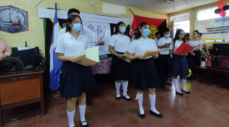 cruzada nacional de alfabetizacion, managua, nicaragua, colegio publico, clementina cabezas, gesta heroica,