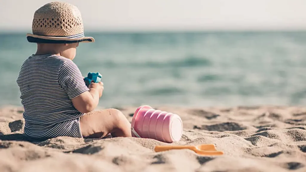 playa, arena, mar, verano, microorganismos, encuentran, presencia, bajo, riesgo, infección, microbios, agua, niños,