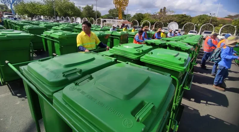 alcaldia de managua, recoleccion de basura, cantenedores de basura, limpieza de calles, reyna rueda, nicaragua,