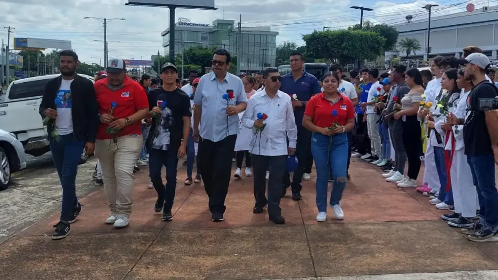 rinden, homenaje, natalicio, 71, aniversario, Alexis, arguello, deporte, Nicaragua,