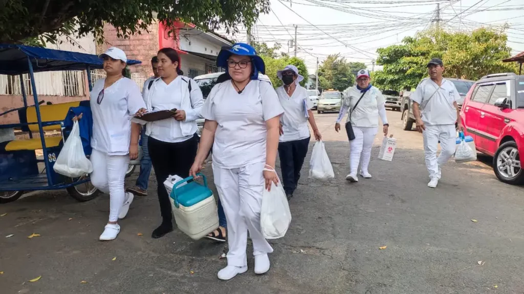 barrio, Managua, brigada, médica, vacunación, contra, COVID-19, reciben, jornada, permanente, 
