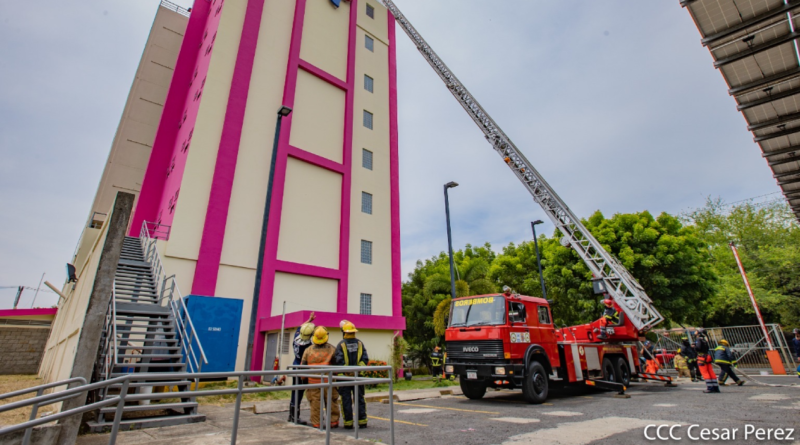 Bomberos de nicaragua, extinción de incendios, managua, nicaragua,