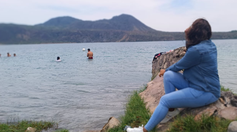 Laguna de Xiloa, xiloa, managua, turismo, nicaragua,