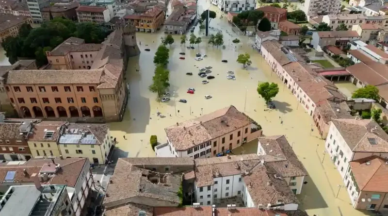 llovió, Italia, norte, debido, cambio, climático, inundaciones, provocando, graves, lluvia, recibido, fenómeno, meteorológico,