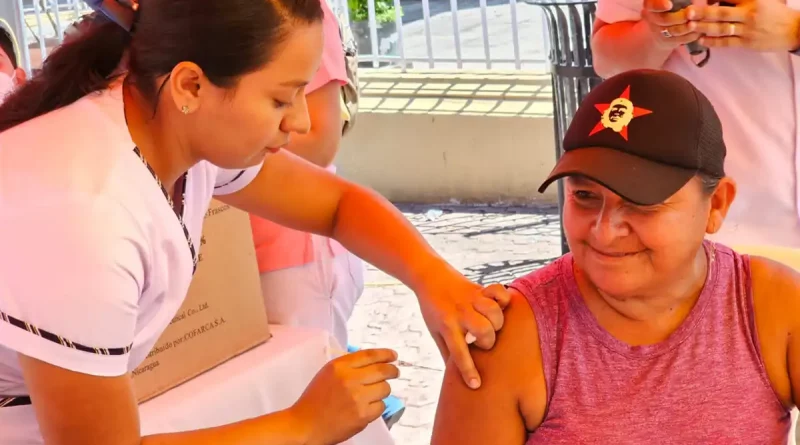 campaña, oficial, lanzamiento, lanza, vacunación, contra, influencia, Matagalpa, MINSA, pobladora, enfermera,