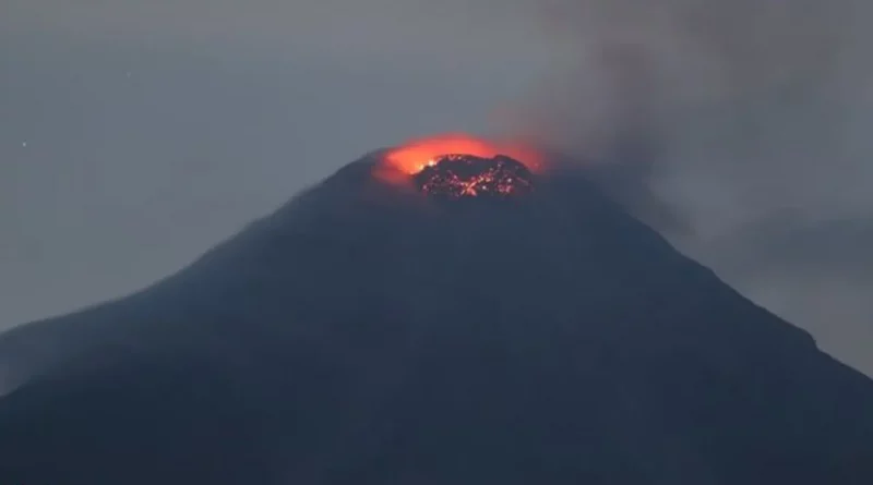 erupción, volcán, mayon, filipinas, evacuaciones, emergencia