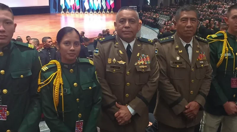 ejercito de nicaragua, simposio, mexico, cadetes