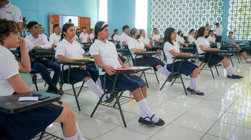 nicaragua, mined, lengua y literatura, poema, cantos, ruben dario