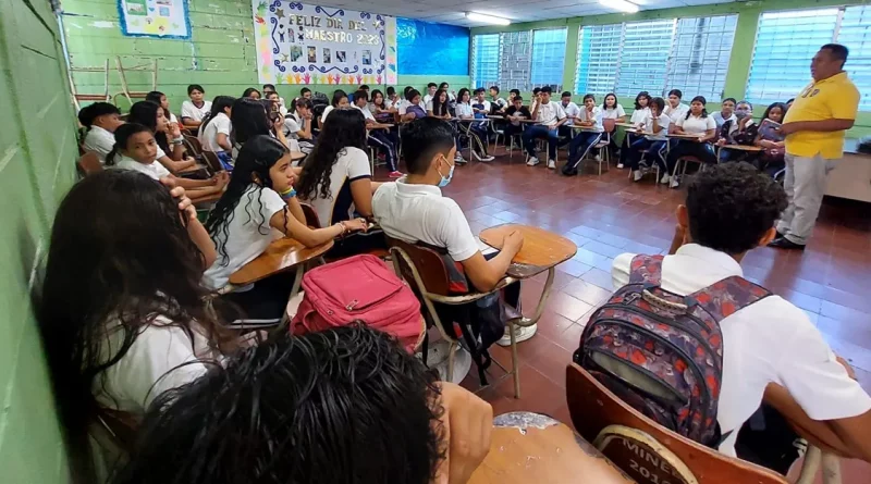 semestre escolar, estudiantes, mined, inicio de clases, nicaragua, ministerio de educación, Managua