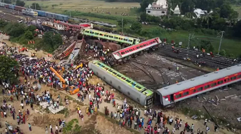 accidente tren, india, investigación, muertos, heridos, error, cables