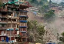 colapso, edificios, derrumbe, India, Kullu, intensa lluvias, colapsan, debido, deslizamiento de tierra,