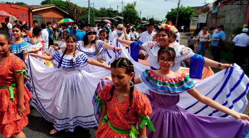 fiestas patrias, managua, mined, ministerio de educacion, colegios, escuelas, estudiantes, excelencia academica