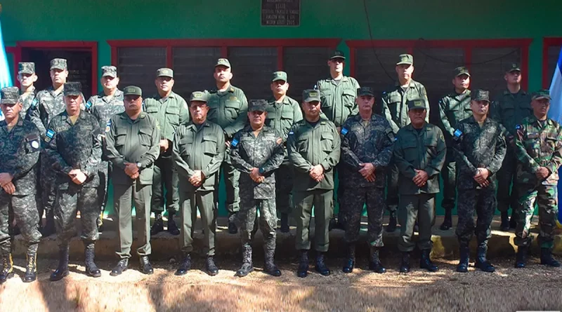 Nicaragua, ejército de Nicaragua, honduras, nicaragua, reuinio, comandante, fuerzas armadas,