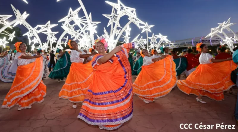 Managua, nicaragua, huipil, video, celebración, nicaragua, vestimenta nacional, hiupil,