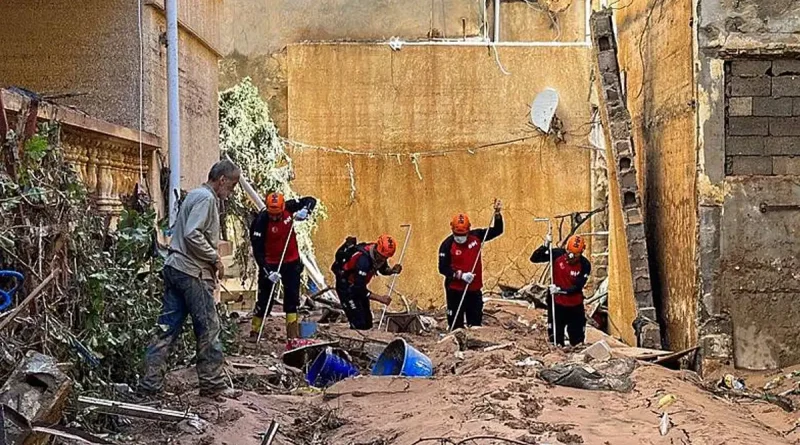 Libia, Derna, rescate inundaciones, mantienen, continúan, catastróficas, tormenta, búsqueda, víctimas, devastadoras,