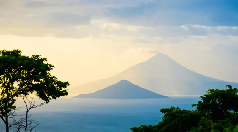 turismo, nicaragua, surf, volcanes, destino, sol invernal, telegraph