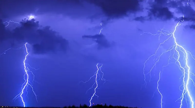 tormenta, eléctrica, rayos, India, personas muertas, deja, Odisha, fenómeno, meteorológico, condiciones climáticas