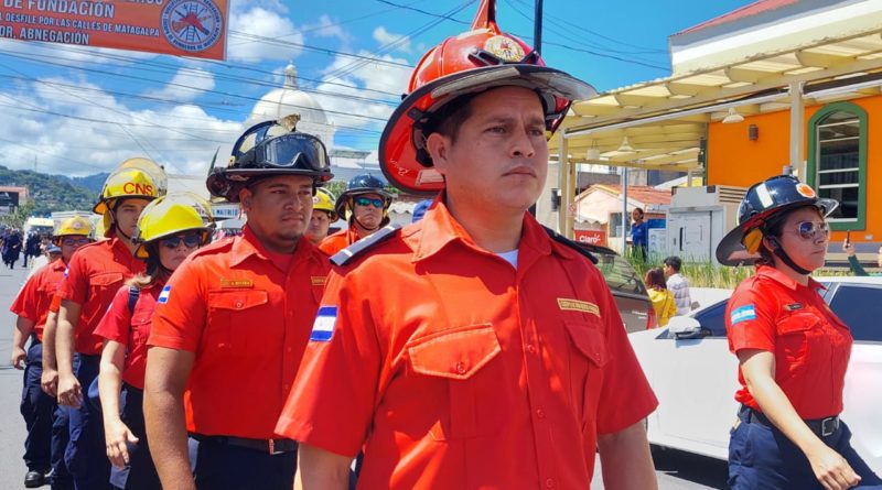 Bomberos, matagalpa, celebración, aniversario, desfile