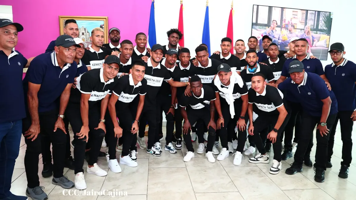 Club Atletico Independiente Siguatepeque - Estos son nuestros guerreros,  nuestras panteras que dentro de la cancha dejaran sudor, piel y alma por  nuestros colores, por nuestra gente y por Siguatepeque; Cuerpo Técnico