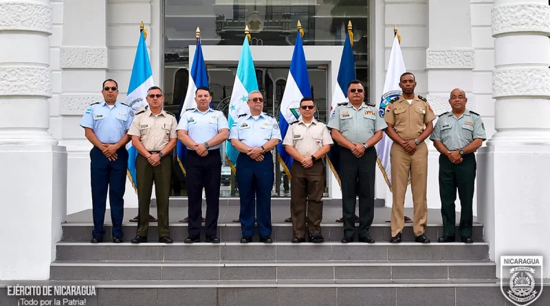 Ejer5cito de Nicaragua, fuerzas armadas, Guatemala, Nicaragua,