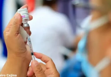 MINSA, informe semanal, COVID-19, coronavirus, Nicaragua, casos confirmados, covid, pandemia, octubre, enfermera, vacuna,