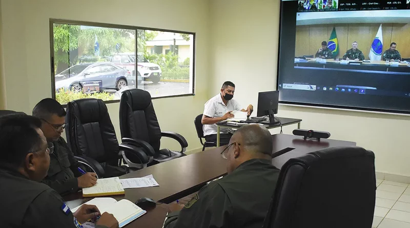 ejercito de nicaragua, reunion, comandantes