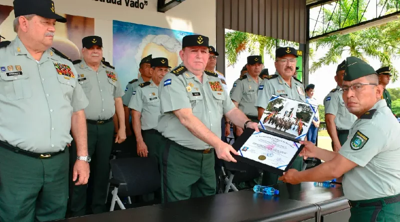 ejercito, nicaragua, diploma, ceremonia