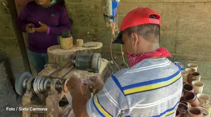 Emprendimiento, madera, multinoticias, san juan del sur, rivas, nicaragua, madera, productos de madera, nicaragua,