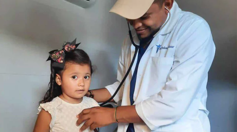 doctor, nicaragua, niña, nutricion,