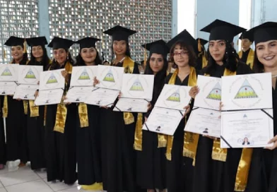 nicaragua, graduados de la escuela alessio blandon, maetsros