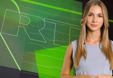 rt en español, periodista creada, inteligencia artificial