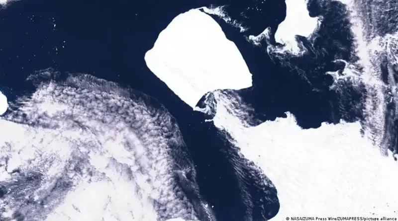 iceberg, hielo, antartida, deshielo, oceano, imagen satelite, movimiento, atlantico sur,