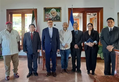 nicaragua, delegacion nicaraguense, iran, firma de libro de condolencias