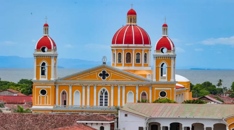 granada, nicaragua, catedral de granada, nicaragua, 500 años, historia, cultura, tradicion,