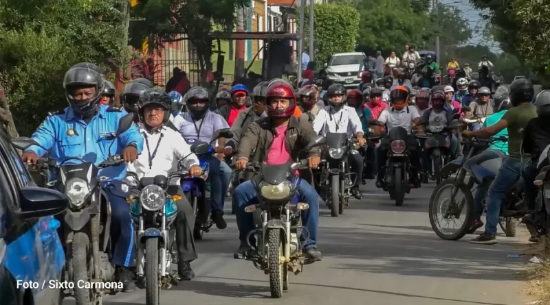 policia nacional, policia de nicaragua, nicaragua, caravana motorizada, motorizados, accidentes, policia de nicaragua,