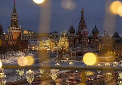 rusia, economía, luces, plaza, autos, nieve, personas, edificios, infraestructura,