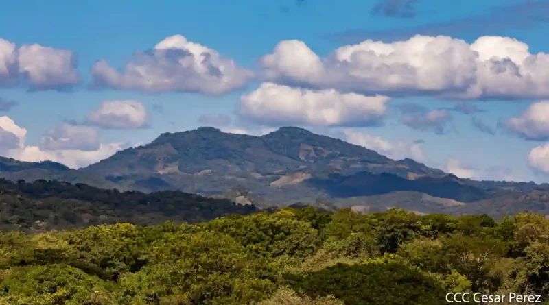 ineter, clima, clima en nicaragua, dia soleado, dia calido, ambiente calido, temperaturas maximas, cielo de nicaragua, montañas nicaragua, dia nublado,