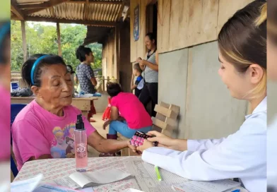 adulto mayor, persona de la tercera edad, salud, atención médica, programa Nacional Amor y Cuido de Nuestros Adultos Mayores, Nicaragua, MINSA, visita, atenciones en salud,