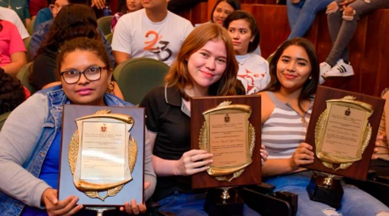 cnu, ministerio de la mujer, conferencias magistrales, dia internacional de la mujer, comunidad universitaria, managua, nicaragua