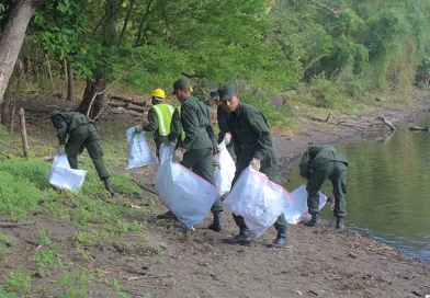 nicaragua, ejercito de nicaragua, laguna de nejapa, jornada ecologica,