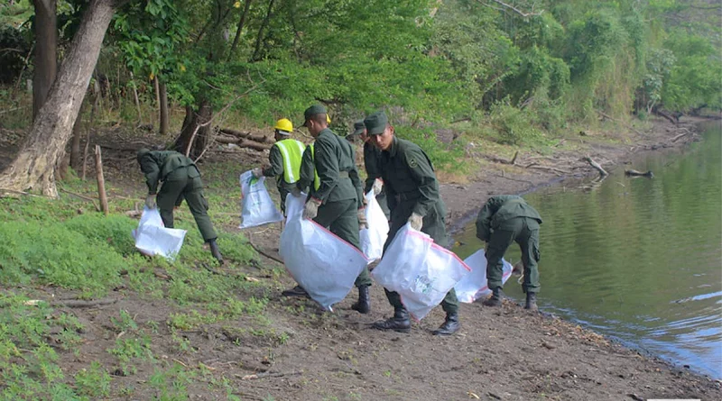 nicaragua, ejercito de nicaragua, laguna de nejapa, jornada ecologica,