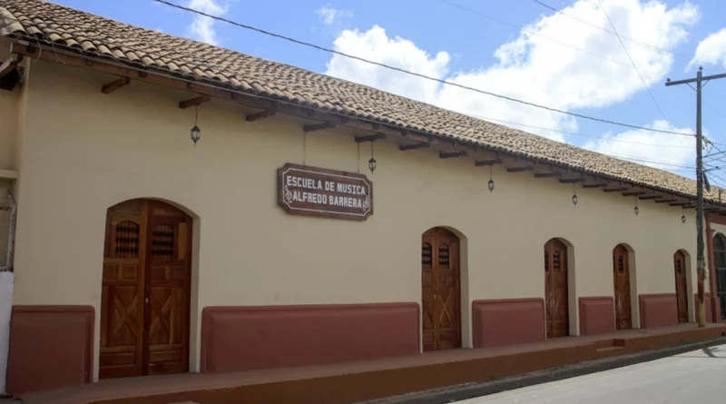 nicaragua, masaya, escuela de musica alfredo barrera,